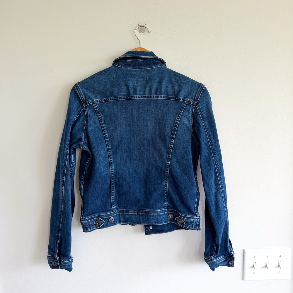 AG Adriano Goldschmied Robyn Slim Trucker Denim Jacket Dark Wash Blue M BW20567 - Picture 2 of 8